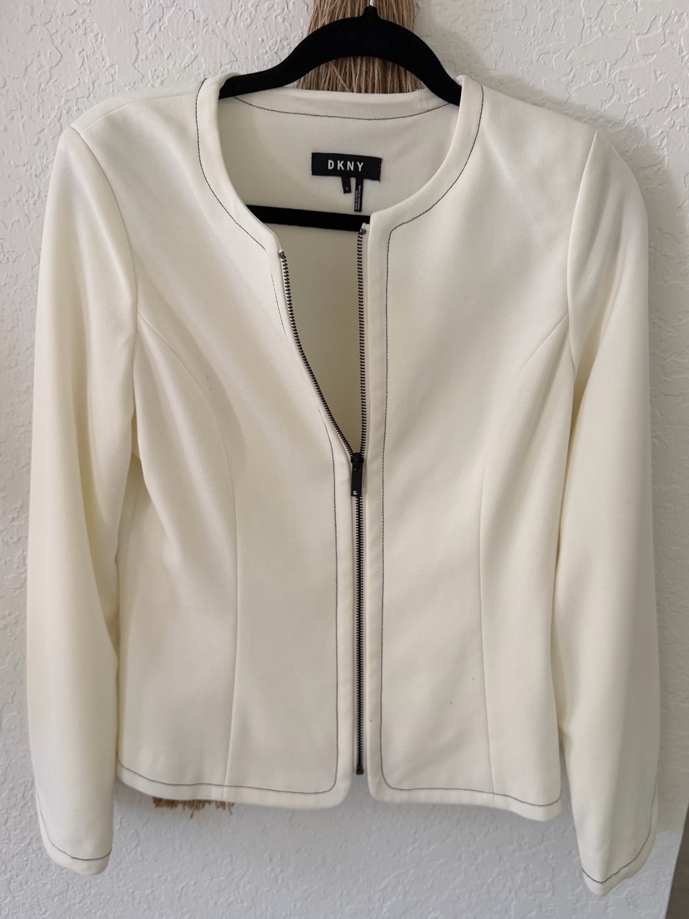 DKNY Cream Zip-Up Collarless Blazer